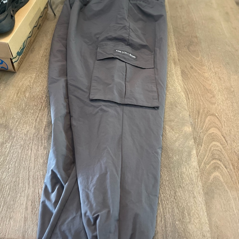 pants - Picture 4 of 5